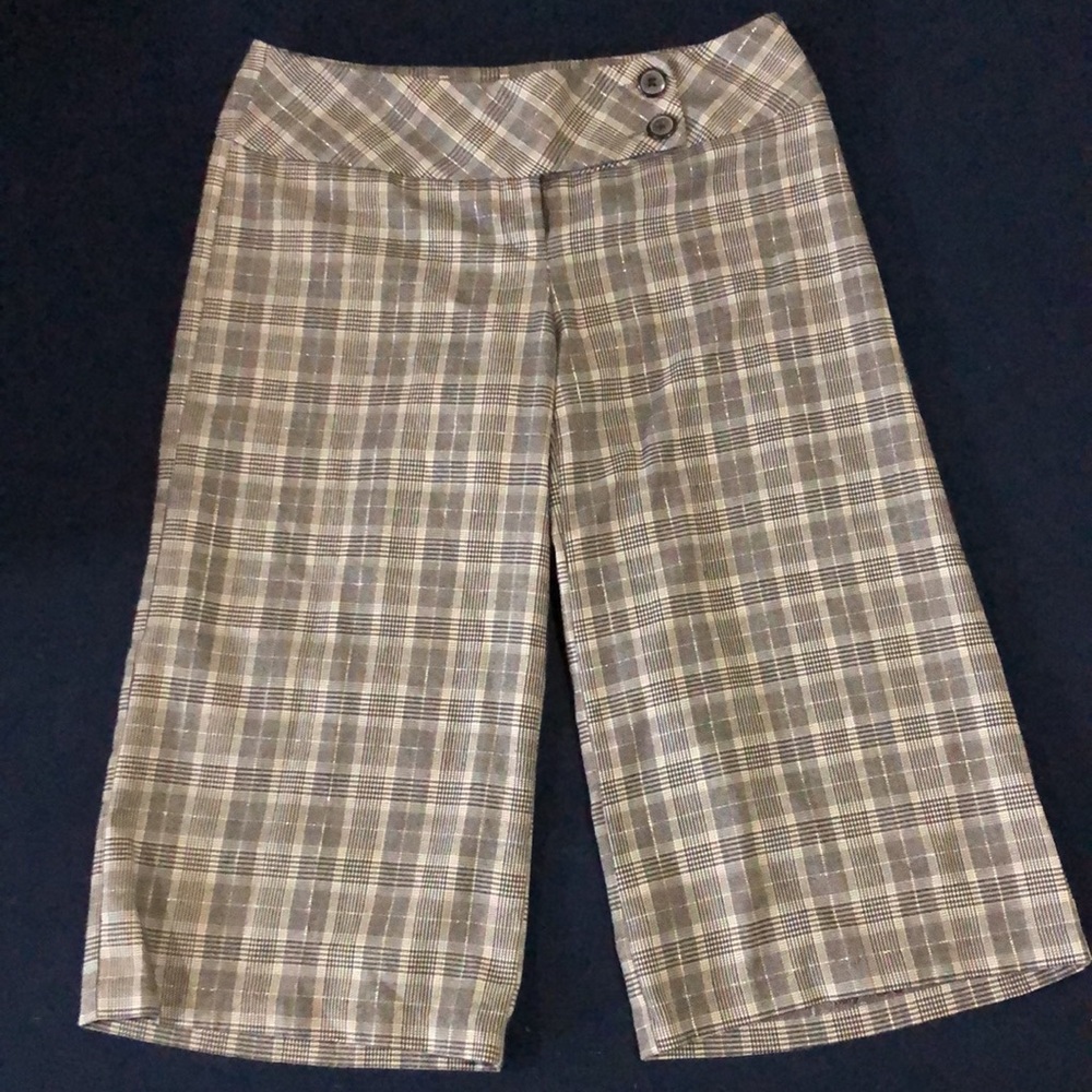 Dress Capri - Picture 2 of 5